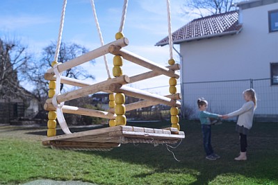 Ansicht: Garten schaukel