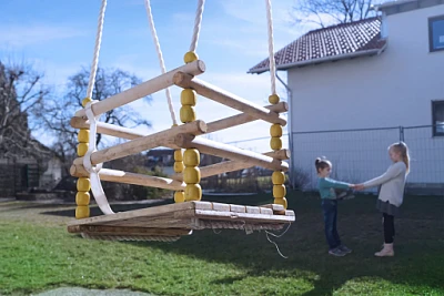 Ansicht: Garten schaukel